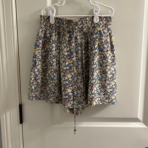 Hello Molly Flowey shorts